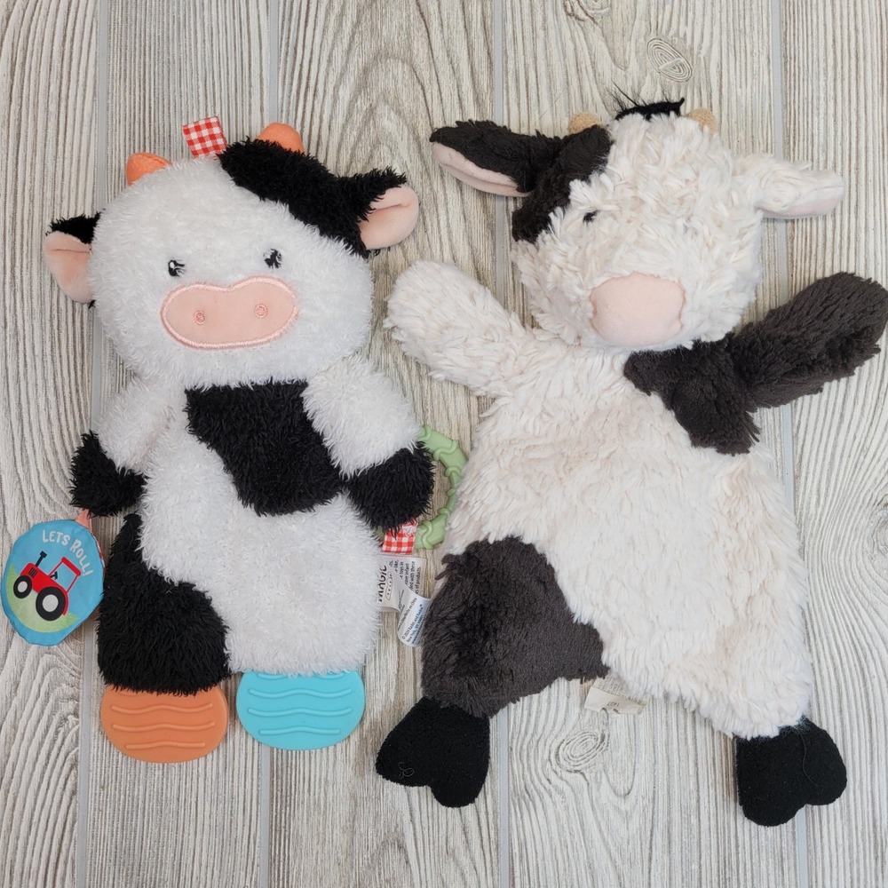 Lot of 2 Mary Meyer Lets Roll Cow Plush Lovey Magic Years Rattle Teether Baby‎